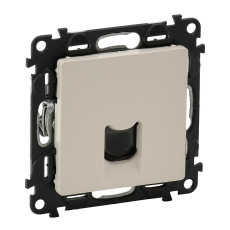 Информационная розетка RJ45 одиночная Valena Life (слоновая кость) Информационная розетка RJ45 одиночная Valena Life (слоновая кость)